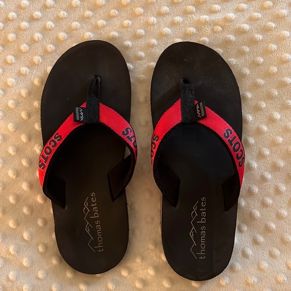 SCOTS School spirit Flip Flop sandals - Picture 1 of 3